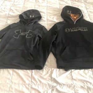 Lot of boys youth large under Armour sweatshirts